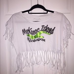 Cropped White Graphic T-Shirt
